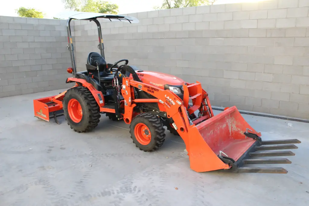 Kubota Tractor 