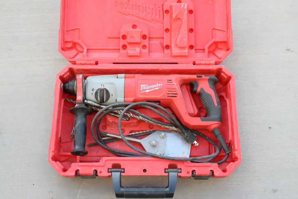 Milwaukee Hammer Drill - Small 