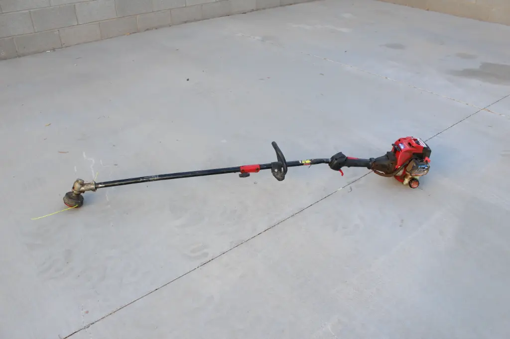 Troy-Bilt Weedwhacker